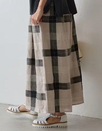 비어즐리 린넨 체크 팬츠 베이지 계열 체크 이너 팬츠 포함