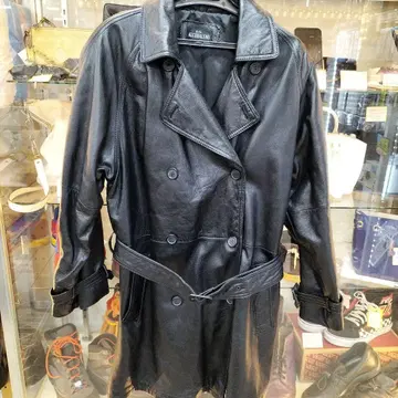 ALCOBALENO 블랙 가죽 코트 더블 브레스트