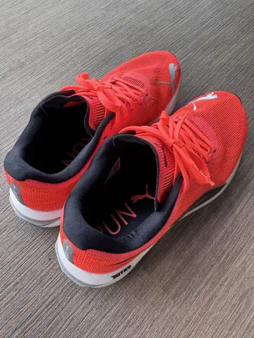 Puma 러닝화 레드 벨로시티 나이트로