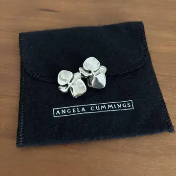 ANGELA CUMMINGS Sterling 팔레놉시스 귀찌