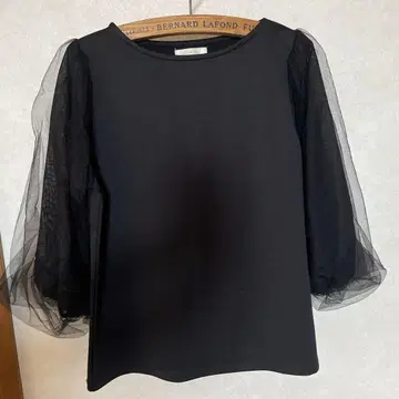 BEAMS HEART 블랙 시스루 상의