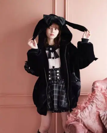 LIZLISA 리즈리사 토끼 귀 퍼 블루종 블랙