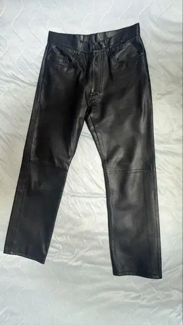 COMME CA 블랙 가죽 팬츠