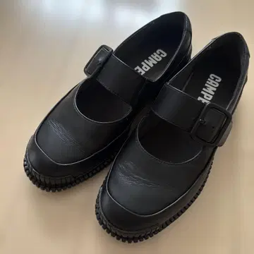CAMPER 캠퍼 블랙 로퍼 35