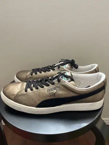 PUMA Clyde 골드 27.5cm
