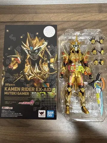 S.H.Figuarts 가면라이더 이그제이드 무테키 게이머