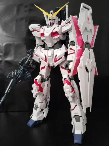 MG 1/100 유니콘 건담 Ver.Ka 완성품