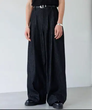 SINSS - Wide balloon denim
