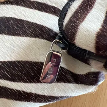 훌라! 제브라 패턴 퍼 파우치 2세트