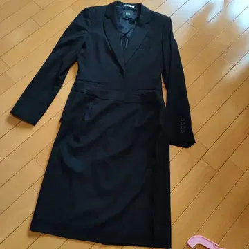 [케이스 포함] 하루야마 x ViVi 취업 정장 여성용