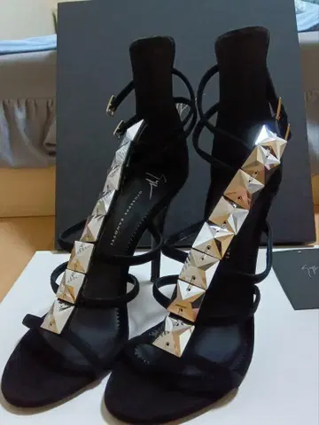 Giuseppe Zanotti 샌들 38 1/2