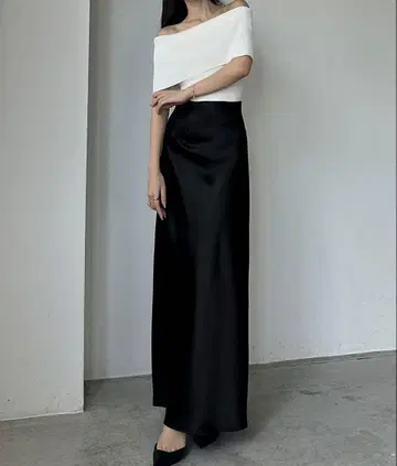 Louere 하이웨스트 새틴 바이어스 내로우 스커트 블랙 L