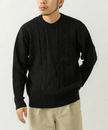 미사용 새상품 EKAL [ UR TECH ] 아란 크루넥 니트 L 블랙