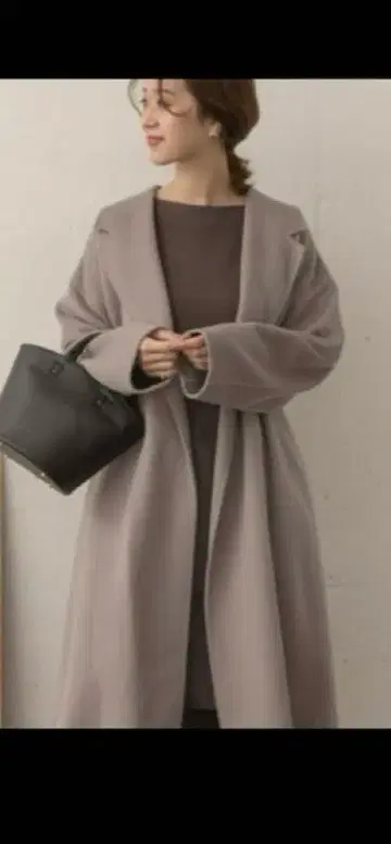 어반 리서치 도어스 롱 체스터 가운 코트 새상품급