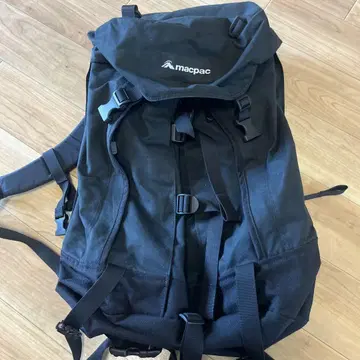 macpac 블랙 백팩