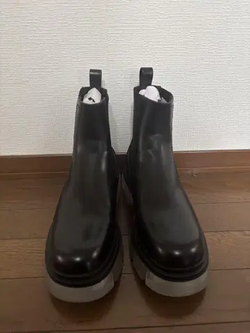 자라 사이드 고어 부츠