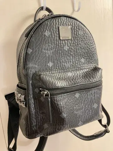 MCM 비세토스 패턴 스터드 미니 size 백팩