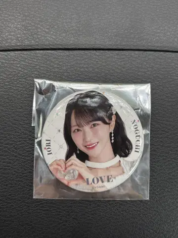 노구치 이오리 보석 의상 캔뱃지