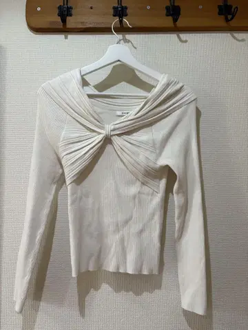 SNIDEL 화이트 니트 긴팔 ONE SIZE