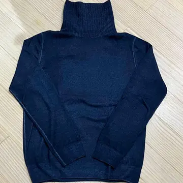 크루치아니 네이비 터틀넥 니트 46 새상품급