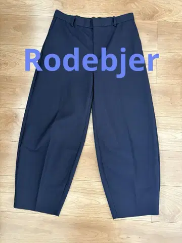 Rodebjer 네이비 팬츠