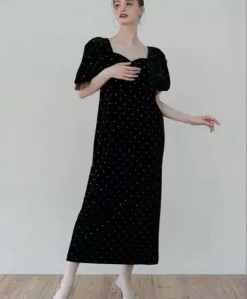 Acka bijou dot velours dress 사이즈 1