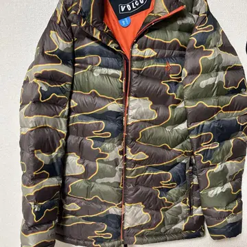 Volcom 다운 자켓 카모플라쥬 SP