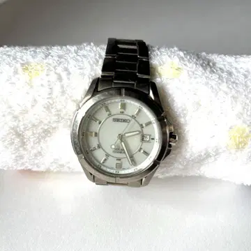 SEIKO 세이코 솔라 손목시계 V145-0AZ0