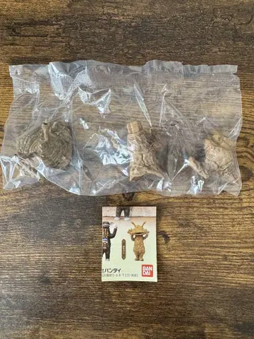 하시모토 미오의 울트라 괴수 조각해 봤다. 02 카네곤 가챠가챠
