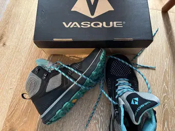 Vasque Gore-Tex 등산화 Vibram 밑창