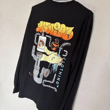 XLARGE 그래픽 롱 슬리브 T셔츠