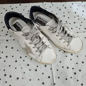 GOLDEN GOOSE SUPERSTAR 스니커즈