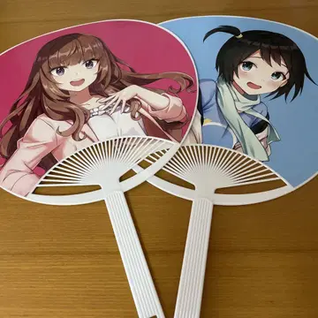 CUE 아카가와 치사 에니와 아이리 트레이딩 최애 부채