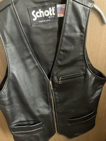 Schott 블랙 가죽 베스트 S