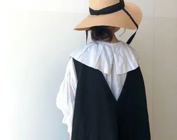 nest Robe 블랙 린넨 백 V넥 원피스