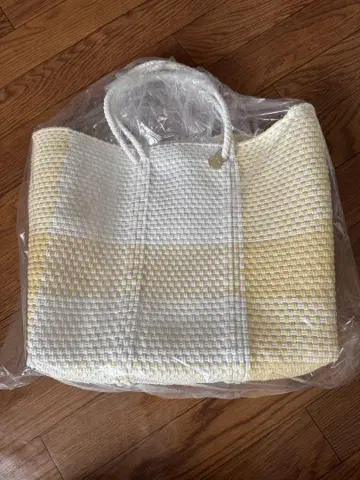 레트라 메르카도 백