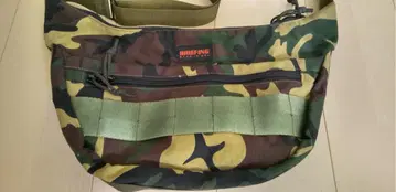 브리핑 카모플라주 숄더백