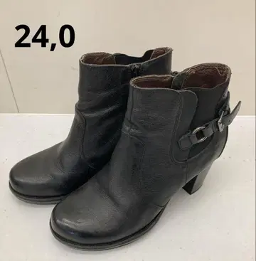 블랙 가죽 앵클부츠 중간 굽 24cm