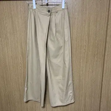 매킨토시 필로소피 베이지 와이드 팬츠 프론트 버튼 포함