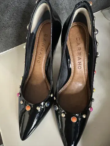 CARRANO 블랙 비쥬 하이힐