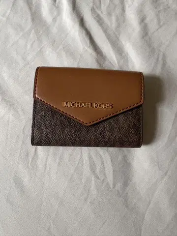 MICHAEL KORS 브라운 키케이스