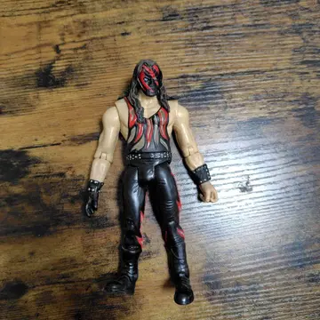 WWE 케인 피규어