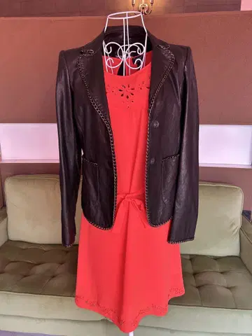 EMPORIO ARMANI 블랙 가죽 테일러드 자켓