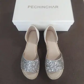 PECHINCHAR 실버 화이트 플랫슈즈 샌들
