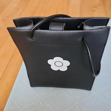 MARY QUANT x AZUL 쇼퍼백 블랙