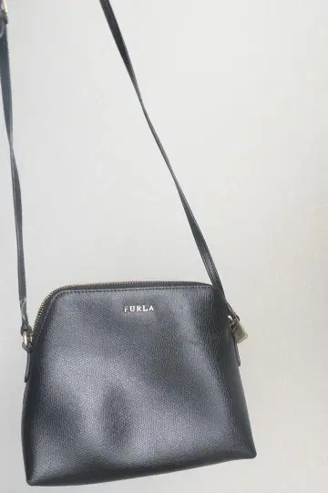 FURLA 블랙 가죽 숄더백