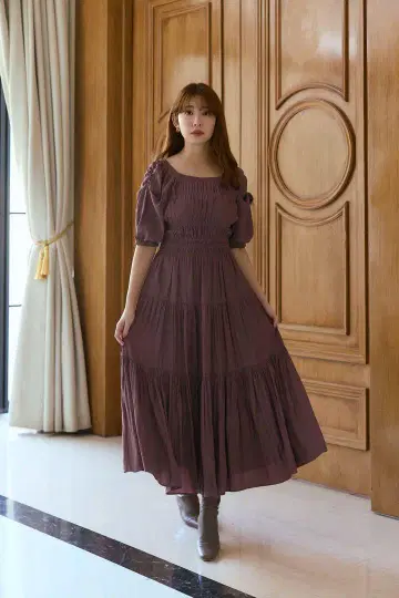 herlipto 투웨이 개더드 플레어 드레스