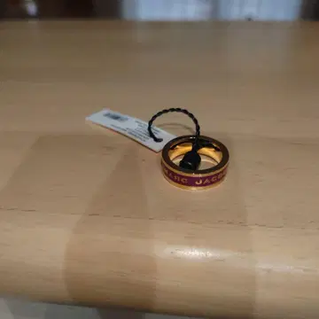 MARC JACOBS 골드 퍼플 반지 1