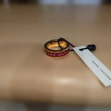 MARC JACOBS 로고 반지 골드/퍼플2