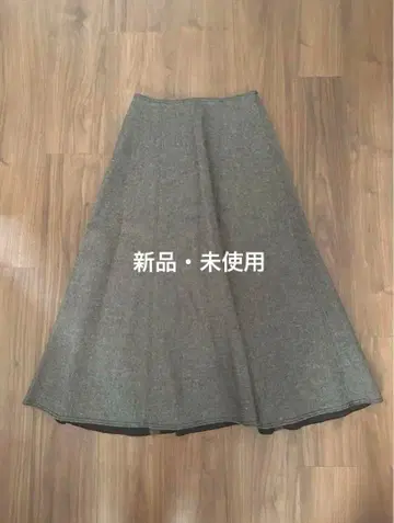 브라운 계열 울 혼방 플레어 롱 스커트